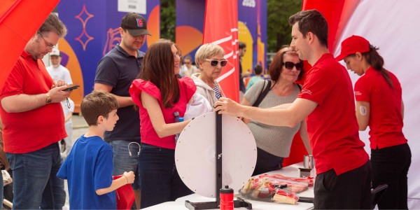 Strefa COS w strefie kibica Mistrzostw Świata w koszykówce 3x3 w Warszawie