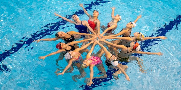 Pływaczki synchroniczne w COS OPO Cetniewo podczas treningu