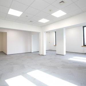 Pomieszczenie biurowe w hali COS Torwar