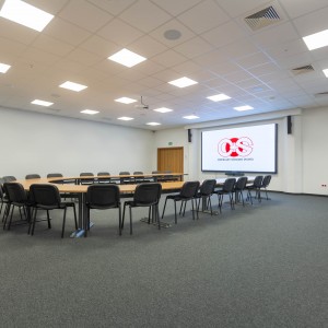 Sala konferencyjna B - ustawienie w podkowę