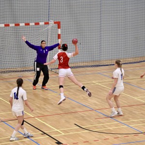 Polska - Islandia w piłce ręcznej juniorek