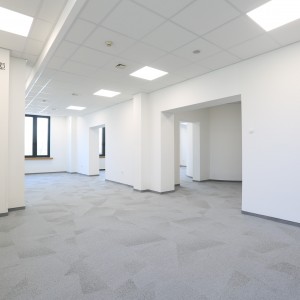 Pomieszczenie biurowe w hali COS Torwar