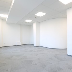 Pomieszczenie biurowe w hali COS Torwar