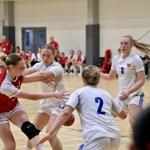 Polska - Islandia w piłce ręcznej juniorek