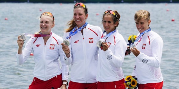 Srebrny medal na Igrzyskach Olimpijskich Tokio 2020 dla wioślarskiej czwórki podwójnej kobiet