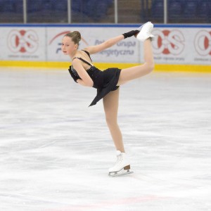 Łyżwiarka podczas Warszawskiej Olimpiady Młodzieżowej | Fot. Krzysztof Jachimek