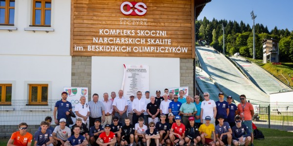 Tablica Beskidzkich Olimpijczyków