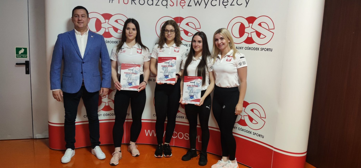 Nominacje na MŚ wręczał Prezes Polskiego Związku Podnoszenia Ciężarów Waldemar Gospodarek