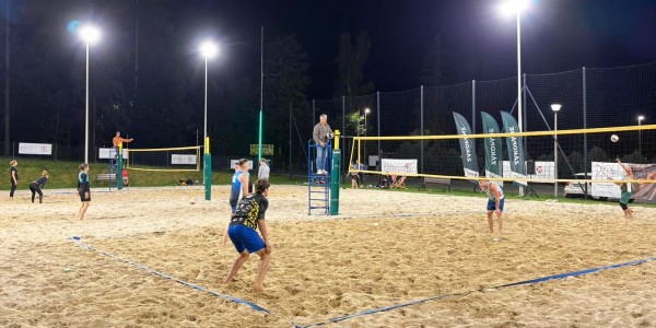 Nocny Turniej Siatkówki Plażowej