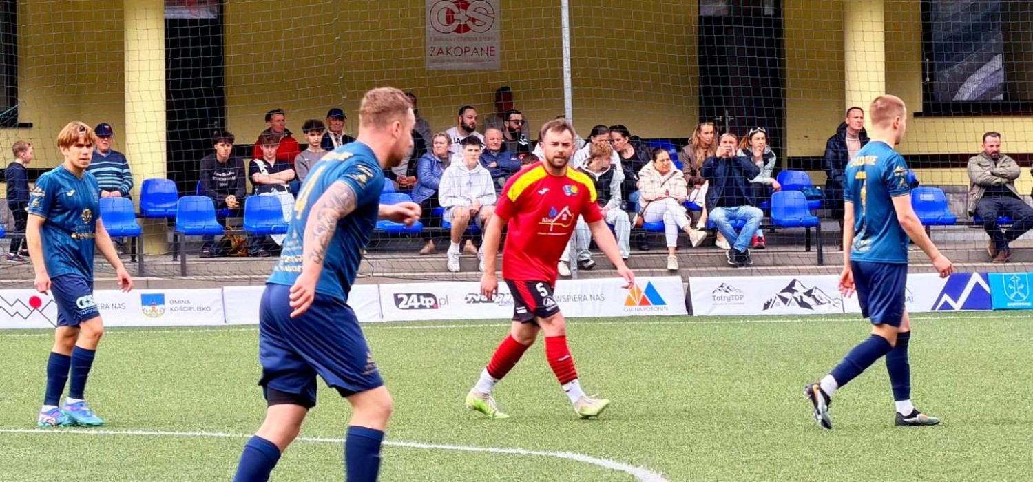 Piłka nożna na Plato