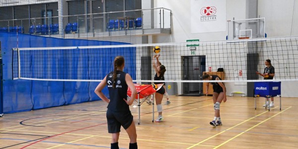 Reprezentacja U-19 siatkarek