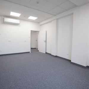 Pomieszczenie nr 090, pokój nr 4 w hali COS Torwar